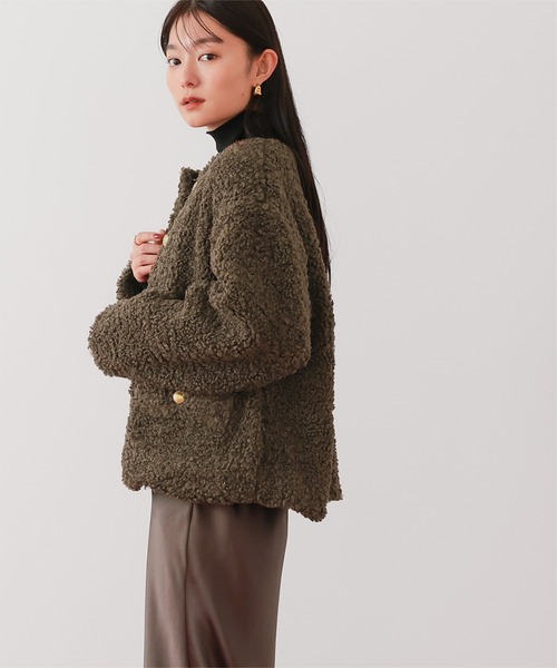 UR'S（ユアーズ）の「ボアノーカラーゴールド釦ジャケット（ノーカラージャケット・レディース・ブラウン/ライトベージュ/ブラック・L/M/S）」の11枚目の写真