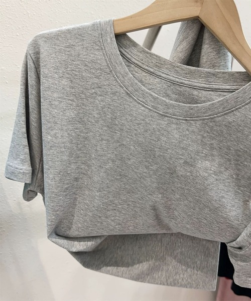 BANICO(バニコ)の「カラーバリエーションベーシックTシャツ (SS)(Tシャツ/カットソー・レディース・ブルー/杢グレー/ブラック/ライトベージュ/パープル/ピンク・FREE)」の3枚目の写真
