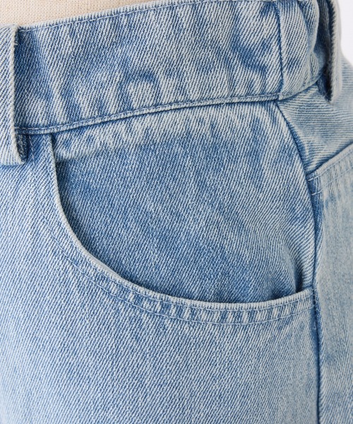 one after another NICE CLAUP(ワンアフターアナザーナイスクラップ)の「【ウエストサイズ調整可能】ワイドデニムパンツ(デニムパンツ・レディース・ブルー/グレー/ブルー系その他・SMALL/MEDIUM)」の13枚目の写真