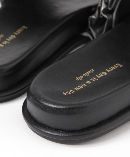 studio CLIP(スタディオクリップ)の「プリーツサンダル(サンダル・レディース・ブルー/その他2・MEDIUM/LARGE)」の19枚目の写真