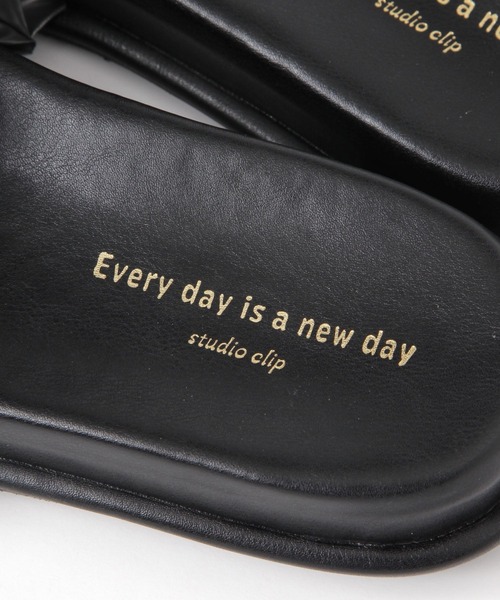 studio CLIP(スタディオクリップ)の「プリーツサンダル(サンダル・レディース・ブルー/その他2・MEDIUM/LARGE)」の20枚目の写真