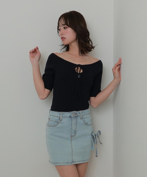 M DOLLY(エムドリー)の「*M DOLLY original* side ribbon denim mini skirt/サイドリボンデニムミニスカート(デニムスカート・レディース・ライトブルー・XS/S/M)」の3枚目の写真