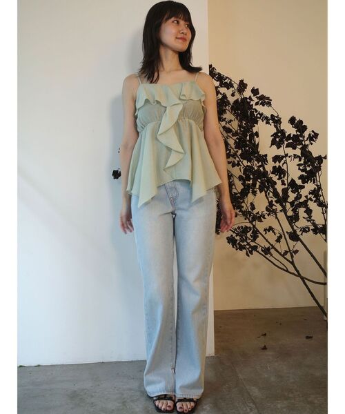 LAGUNAMOON（ラグナムーン）の「ラッフルフリルキャミブラウス（キャミソール・レディース・ブラック/ライトグリーン・FREE）」の5枚目の写真