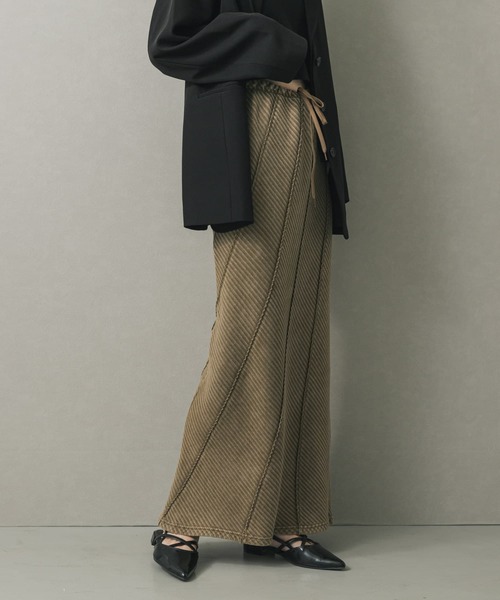 SENSE OF PLACE by URBAN RESEARCH(センスオブプレイスバイアーバンリサーチ)の「バイアスリブスカート(スカート・レディース・キャメル/ブラック/ネイビー・ONE)」の1枚目の写真