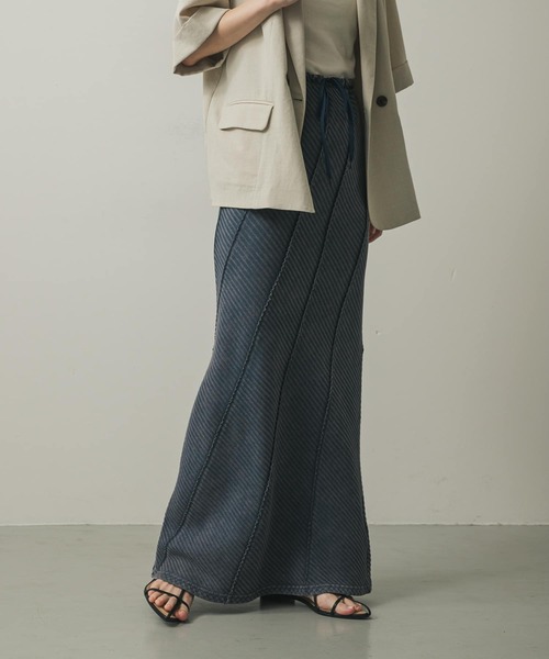 SENSE OF PLACE by URBAN RESEARCH(センスオブプレイスバイアーバンリサーチ)の「バイアスリブスカート(スカート・レディース・キャメル/ブラック/ネイビー・ONE)」の10枚目の写真