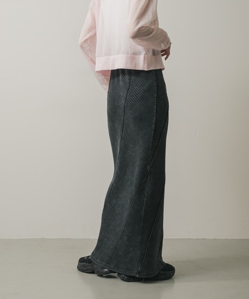 SENSE OF PLACE by URBAN RESEARCH(センスオブプレイスバイアーバンリサーチ)の「バイアスリブスカート(スカート・レディース・キャメル/ブラック/ネイビー・ONE)」の19枚目の写真