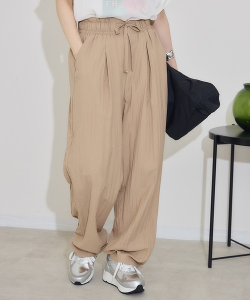 KATHARINE ROSS（キャサリンロス）の「【PILLINI/ピリーニ】カーヴィーパンツ（その他パンツ・レディース・ブラック/ベージュ/ブルー・MEDIUM）」の2枚目の写真