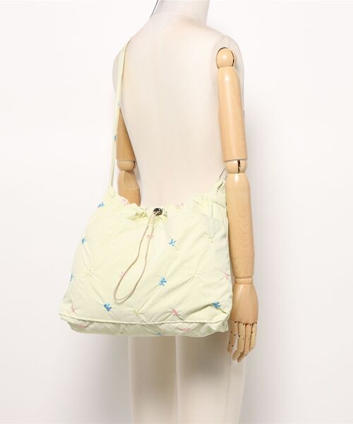 VIBGYOR(ヴィブジョー)の「Mignonjour/リボン巾着2wayバッグ M2789(ハンドバッグ・レディース・パープル/ホワイト/グリーン/ピンク・FREE)」の5枚目の写真