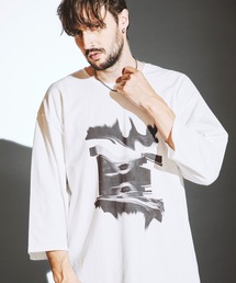 NO ID.（ノーアイディ）の「Distortionプリント8分袖BIG-PO(プルオーバー9（Tシャツ/カットソー・メンズ）」