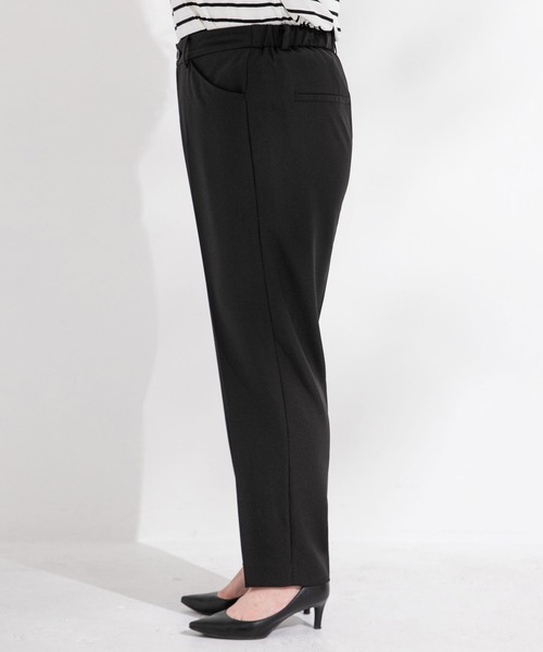 Newlyme(ニューリーミー)の「【大きいサイズ】テーパードパンツ(その他パンツ・レディース・ブラック・3L/4L/5L/6L)」の5枚目の写真