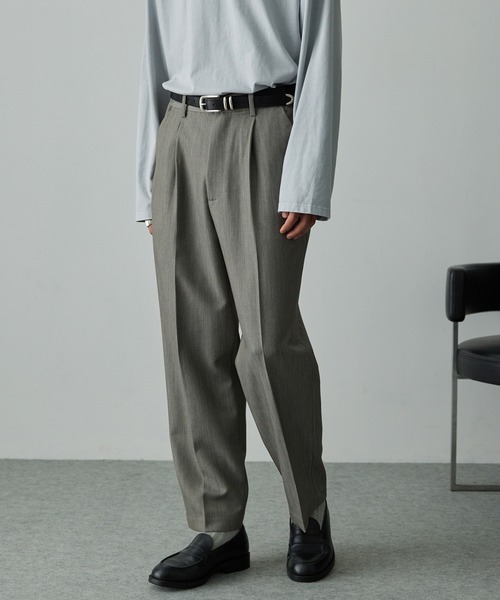 EMMA CLOTHES（エマクローズ）の「【セットアップ対応】TRストレッチスーツ地  1タック センタープレス ワイドテーパードパンツ（スラックス・メンズ・グレイッシュベージュ/ミックスグレー/ダークグレー/ブラック系/ブラック・S/L/M）」の6枚目の写真