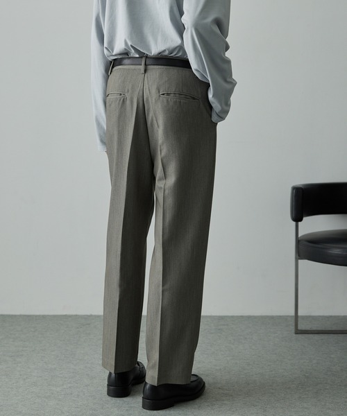 EMMA CLOTHES（エマクローズ）の「【セットアップ対応】TRストレッチスーツ地  1タック センタープレス ワイドテーパードパンツ（スラックス・メンズ・グレイッシュベージュ/ミックスグレー/ダークグレー/ブラック系/ブラック・S/L/M）」の16枚目の写真