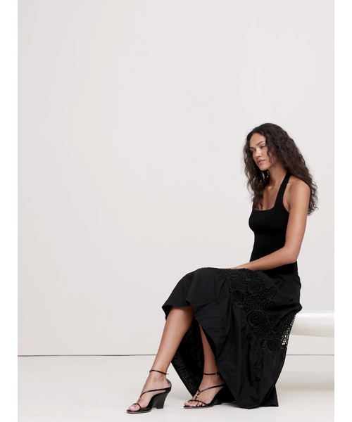 Banana Republic（バナナリパブリック）の「コットン ＆レース ドロップウエスト ティアードスカート（スカート・レディース・ブラック・2/0/4/6/8）」の7枚目の写真