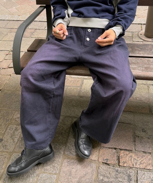 UNDERSTATEMENTs（アンダーステイトメント）の「【ユニセックス】ブラスト加工ボタンフライツイルパンツ/ワイドストレート（デニムパンツ・メンズ・ネイビー/ブラウン/ライトグレー/ブラック・LARGE/MEDIUM/SMALL）」の12枚目の写真