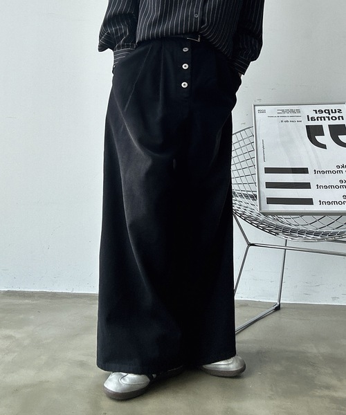 UNDERSTATEMENTs（アンダーステイトメント）の「【ユニセックス】ブラスト加工ボタンフライツイルパンツ/ワイドストレート（デニムパンツ・メンズ・ネイビー/ブラウン/ライトグレー/ブラック・LARGE/MEDIUM/SMALL）」の16枚目の写真