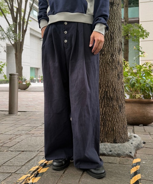 UNDERSTATEMENTs（アンダーステイトメント）の「【ユニセックス】ブラスト加工ボタンフライツイルパンツ/ワイドストレート（デニムパンツ・メンズ・ネイビー/ブラウン/ライトグレー/ブラック・LARGE/MEDIUM/SMALL）」の7枚目の写真