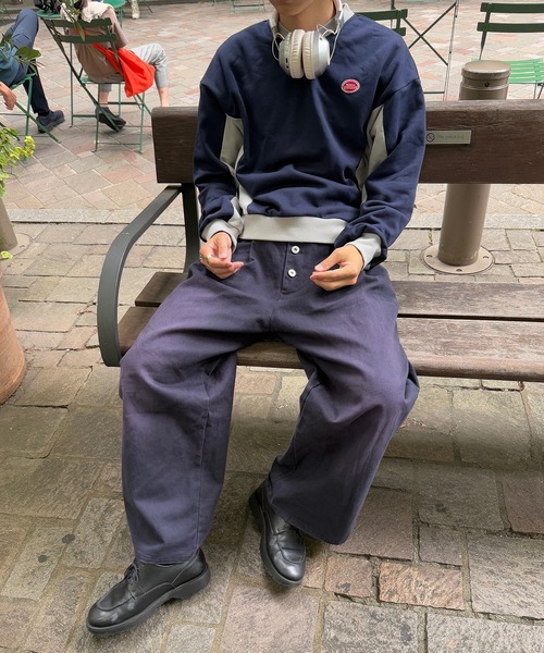 UNDERSTATEMENTs（アンダーステイトメント）の「【ユニセックス】ブラスト加工ボタンフライツイルパンツ/ワイドストレート（デニムパンツ・メンズ・ネイビー/ブラウン/ライトグレー/ブラック・LARGE/MEDIUM/SMALL）」の10枚目の写真