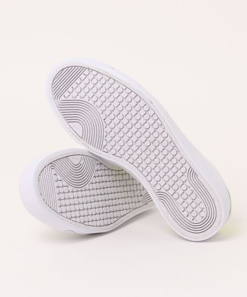 NIKE(ナイキ)の「NIKE ナイキ COURT SHOT メンズスニーカー 薄底 ロープロファイルシューズ(コートショット)(スニーカー・メンズ・ホワイト×グリーン/ホワイト系その他/ホワイト×ライム・25.0cm/26.0cm/27.0cm/28.0cm/29.0cm/30.0cm/31cm)」の5枚目の写真
