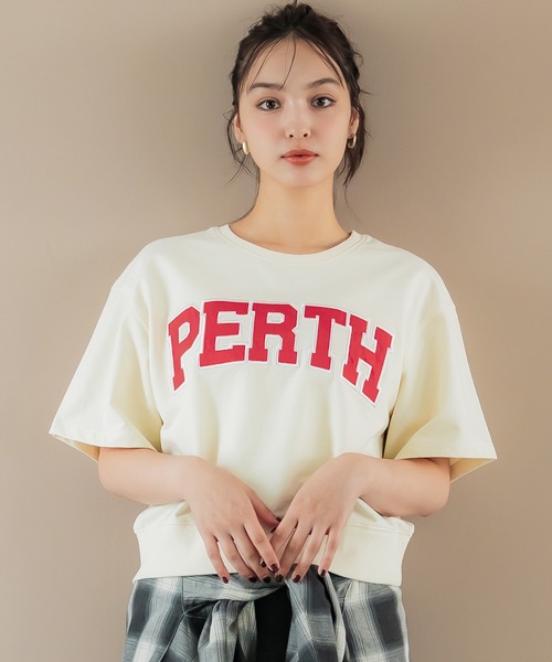 coca(coca)(コカ)の「ロゴショートTシャツ(Tシャツ/カットソー・レディース・グレー/ベージュ/イエロー/ネイビー・S/M/L)」の4枚目の写真
