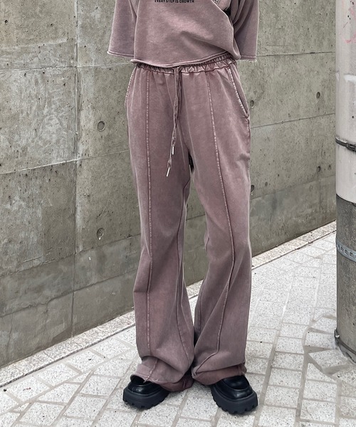 ROGER AND RAW(ロジャーアンドロウ)の「ソフトフレアスウェットパンツ(スウェットパンツ・レディース・ネイビー/カーキ/ブラウン/スミクロ・FREE)」の13枚目の写真