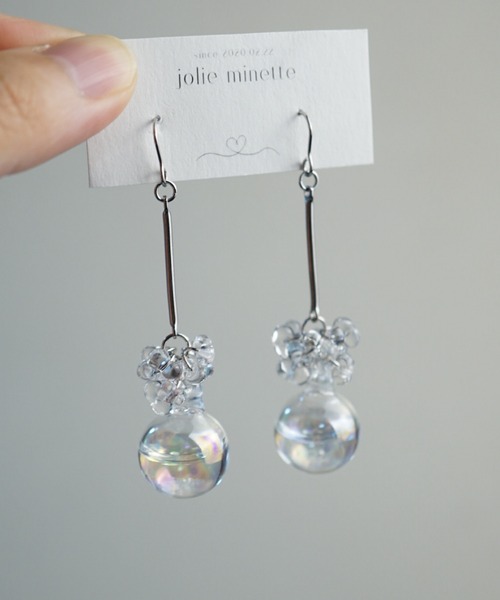 CERCA(チェルカ)の「jolie minette/お水入り ガラスドーム キラキラ フックピアス(ピアス(両耳用)・レディース・シルバー/ゴールド・FREE)」の2枚目の写真