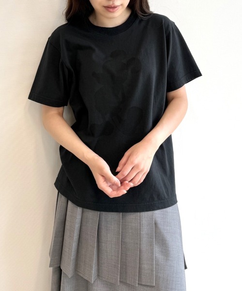LOVELESS(ラブレス)の「【ミッキーマウス / LOVELESS限定】プリントTシャツ(フロントシルエットスタイル)(Tシャツ/カットソー・レディース・ブラック/ホワイト・S)」の3枚目の写真