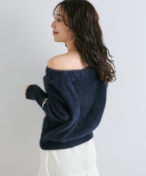 La boutique BonBon（ラブティックボンボン）の「【今すぐお届け！・miki監修】ヘアリーウールカシミヤ混オフショルニット（ニット/セーター・レディース・ミント/オフホワイト/グレー/ピンク/ネイビー・FREE）」の14枚目の写真