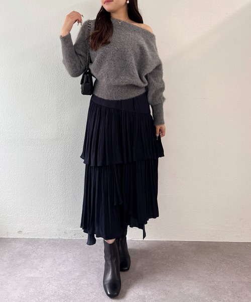 La boutique BonBon（ラブティックボンボン）の「【今すぐお届け！・miki監修】ヘアリーウールカシミヤ混オフショルニット（ニット/セーター・レディース・ミント/オフホワイト/グレー/ピンク/ネイビー・FREE）」の9枚目の写真