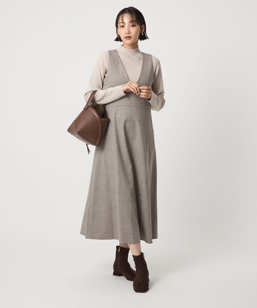 green label relaxing(グリーンレーベルリラクシング)の「ラメ リブ ボトルネック ニット プルオーバー ウォッシャブル(ニット/セーター・レディース・ナチュラル/ライトグレー/ダークグレー・FREE)」の19枚目の写真