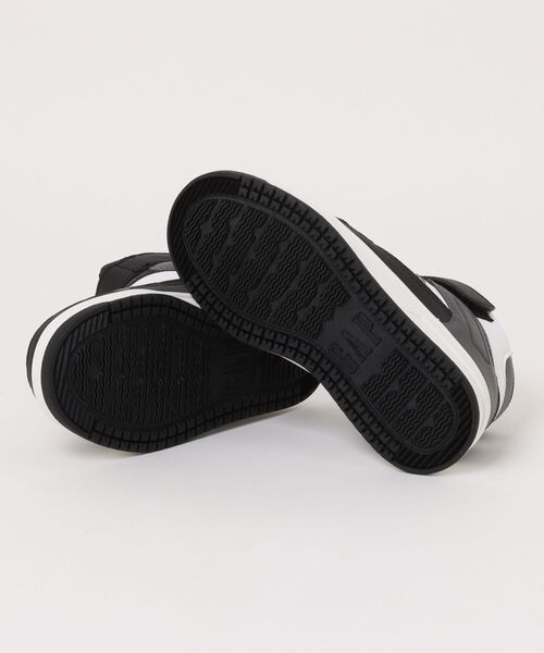 GAP（ギャップ）の「【GAP】ジュニアスニーカー（スニーカー・キッズ・ホワイト×ブルー/ホワイト×ブラック・23.0cm/22.0cm/21.0cm/20.0cm/19.0cm）」の4枚目の写真