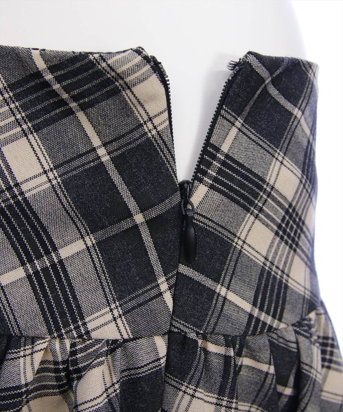 clear（クリア）の「チェック柄切替バルーンミニスカート[着回し力抜群 ガーリー]≪AW新作≫（スカート・レディース・ブラウン/ブラック・S/M）」の8枚目の写真