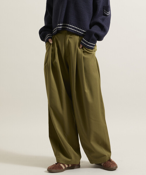 FREAK'S STORE（フリークスストア）の「クラウンパンツ/ツータック バレルパンツ（スラックス・レディース・ライトグレー/その他13/オリーブ/ネイビー/ブラック・SMALL/MEDIUM）」の3枚目の写真