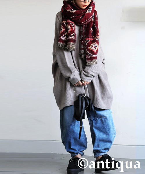 antiqua(アンティカ)の「スタッズ厚底 スニーカー(スニーカー・レディース・ホワイト/ブラック・S/M/L/LL)」の8枚目の写真