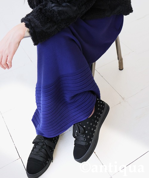 antiqua(アンティカ)の「スタッズ厚底 スニーカー(スニーカー・レディース・ホワイト/ブラック・S/M/L/LL)」の11枚目の写真