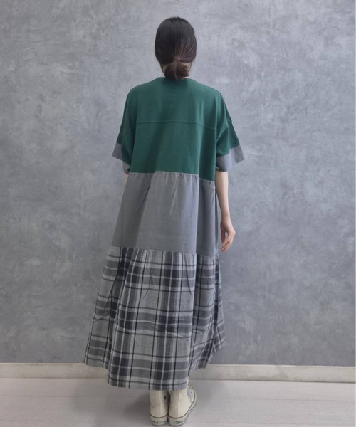 Bleu Bleuet(ブルーブルーエ)の「切り替えピグメントワンピース(ワンピース・レディース・チャコールグレー/グリーン・FREE)」の16枚目の写真