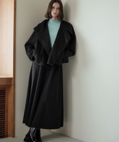 専用　　ウールピーコート 新品未使用　完売2024冬新作 セール】大人の余裕、羽織るだけで美しく。フェイクウールPコート