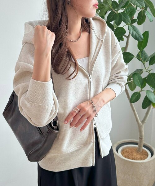 DISCOAT（ディスコート）の「【大人のためのパーカー】ボンディングWジップパーカー（パーカー・レディース・ライトグレー/ダークグレー/アイボリー・FREE）」の5枚目の写真