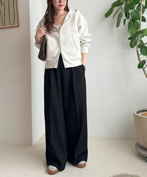 DISCOAT（ディスコート）の「【大人のためのパーカー】ボンディングWジップパーカー（パーカー・レディース・ライトグレー/ダークグレー/アイボリー・FREE）」の9枚目の写真