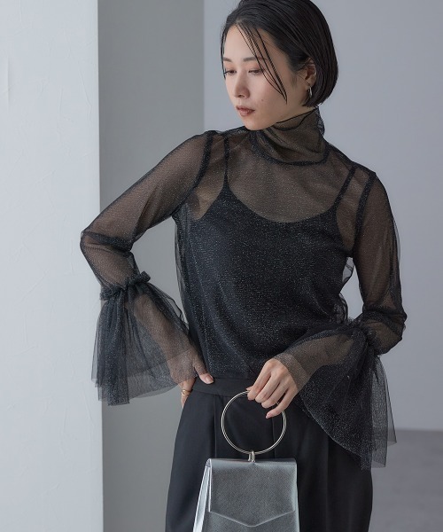 Callarus(カラルス)の「〔Callarus〕<単品>袖フリルデザインチュールブラウス(シャツ/ブラウス・レディース・アイボリー/ブラック・M/L/LL/3L/S)」の2枚目の写真