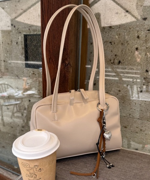 CIAOPANIC TYPY（チャオパニックティピー）の「■【600mlペットボトル収納可能】ロングハンドルボストンBAG（トートバッグ・レディース・ブラック/バーガンディー/アイボリー・ONE SIZE）」の2枚目の写真