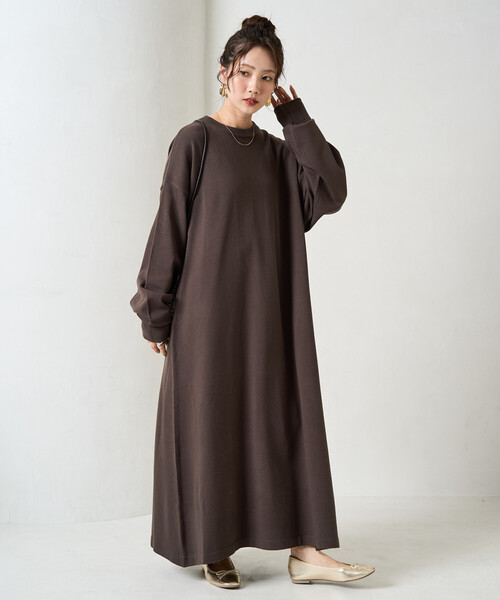 限定展開 フレア マキシ カラー ニット ワンピース（ワンピース