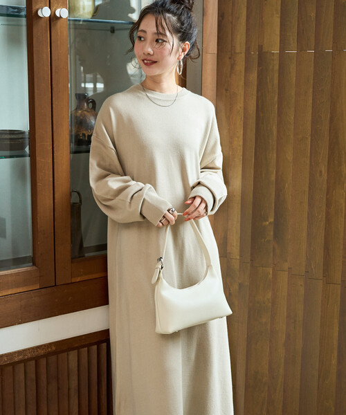 セール】限定展開 フレア マキシ カラー ニット ワンピース