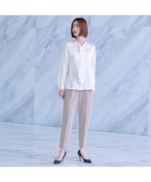 AOYAMA（アオヤマ）の「華やかさが目を引く微光沢素材!取り外しタイ付ブラウス（シャツ/ブラウス・レディース・ブラック/サックスブルー/ホワイト/ピンク・S/M/L/LL）」の8枚目の写真