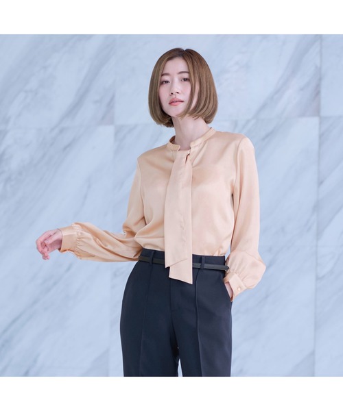 AOYAMA（アオヤマ）の「華やかさが目を引く微光沢素材!取り外しタイ付ブラウス（シャツ/ブラウス・レディース・ブラック/サックスブルー/ホワイト/ピンク・S/M/L/LL）」の17枚目の写真