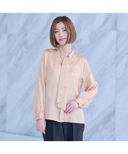 AOYAMA（アオヤマ）の「華やかさが目を引く微光沢素材!取り外しタイ付ブラウス（シャツ/ブラウス・レディース・ブラック/サックスブルー/ホワイト/ピンク・S/M/L/LL）」の18枚目の写真