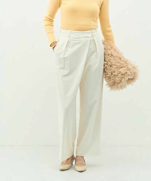 NOLLEY’S Sophi(ノーリーズソフィ)の「ウォッシャブルピーチツイルラップワイドパンツ(その他パンツ・レディース・オフホワイト/オリーブ/チャコールグレー・34/36/38)」の5枚目の写真