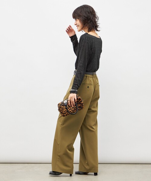 NOLLEY’S Sophi(ノーリーズソフィ)の「ウォッシャブルピーチツイルラップワイドパンツ(その他パンツ・レディース・オフホワイト/オリーブ/チャコールグレー・34/36/38)」の12枚目の写真