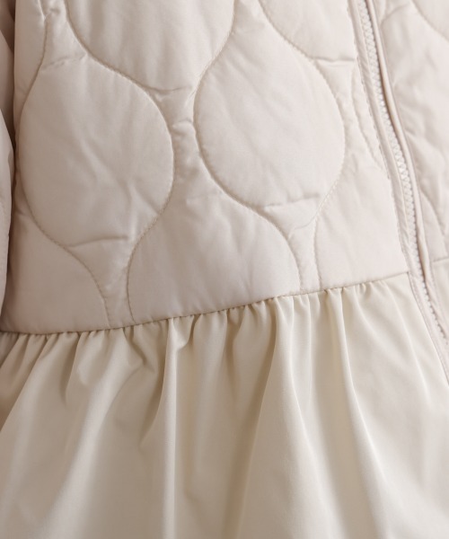 Bou Jeloud（ブージュルード）の「中綿ペプラムブルゾン（ブルゾン・レディース・オフホワイト/ブラック・38）」の15枚目の写真