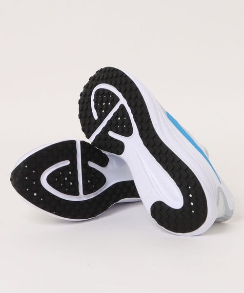 NIKE（ナイキ）の「《NIKE》Revolution 8 EasyOn（スリッポン・メンズ・ブラック×ブラック/ホワイト×ブルー/ブラック/ホワイト×ブラック/グレー系その他・28.0cm/27.5cm/27.0cm/26.5cm/26.0cm/25.5cm/25.0cm/28.5cm）」の7枚目の写真