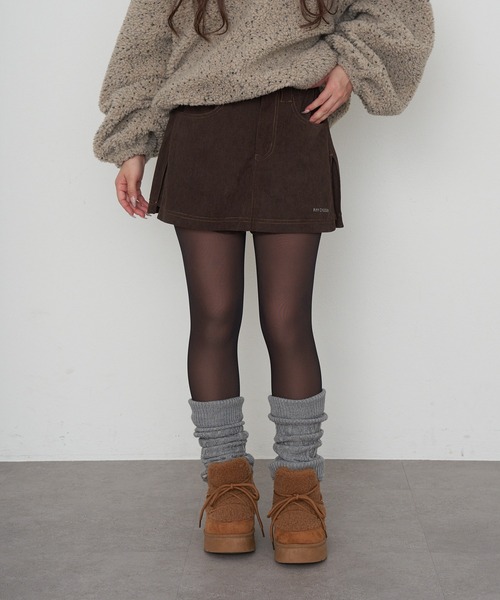 RAY CASSIN（レイカズン）の「コーデュロイピグメントマイクロショーツ（スカート・レディース・ベージュ系その他2/ブラウン/ネイビー・FREE）」の5枚目の写真